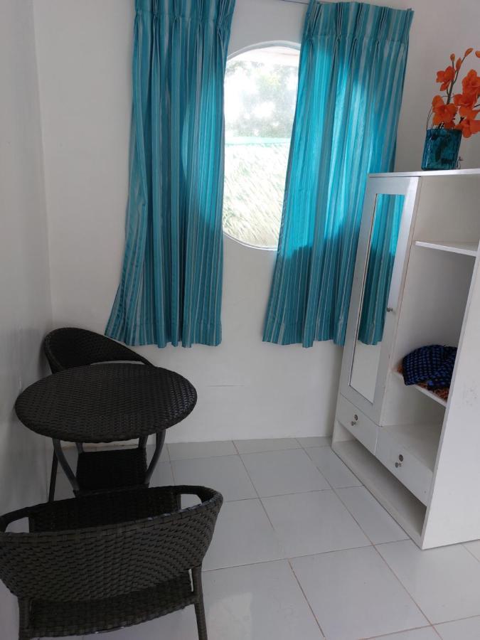 Rrj'S Beach Resort Oslob Esterno foto